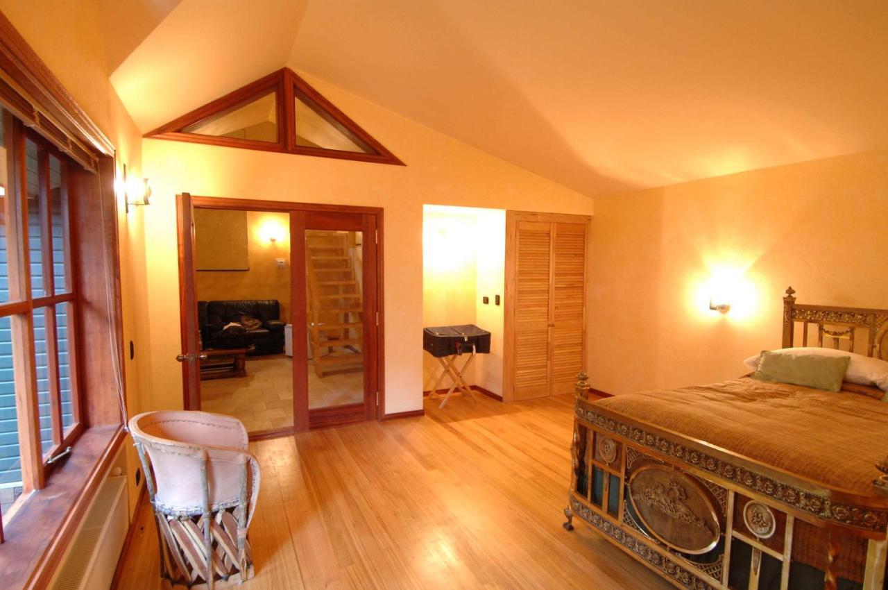 Yan Kee Way Lodge Bungalow Puerto Varas Buitenkant foto