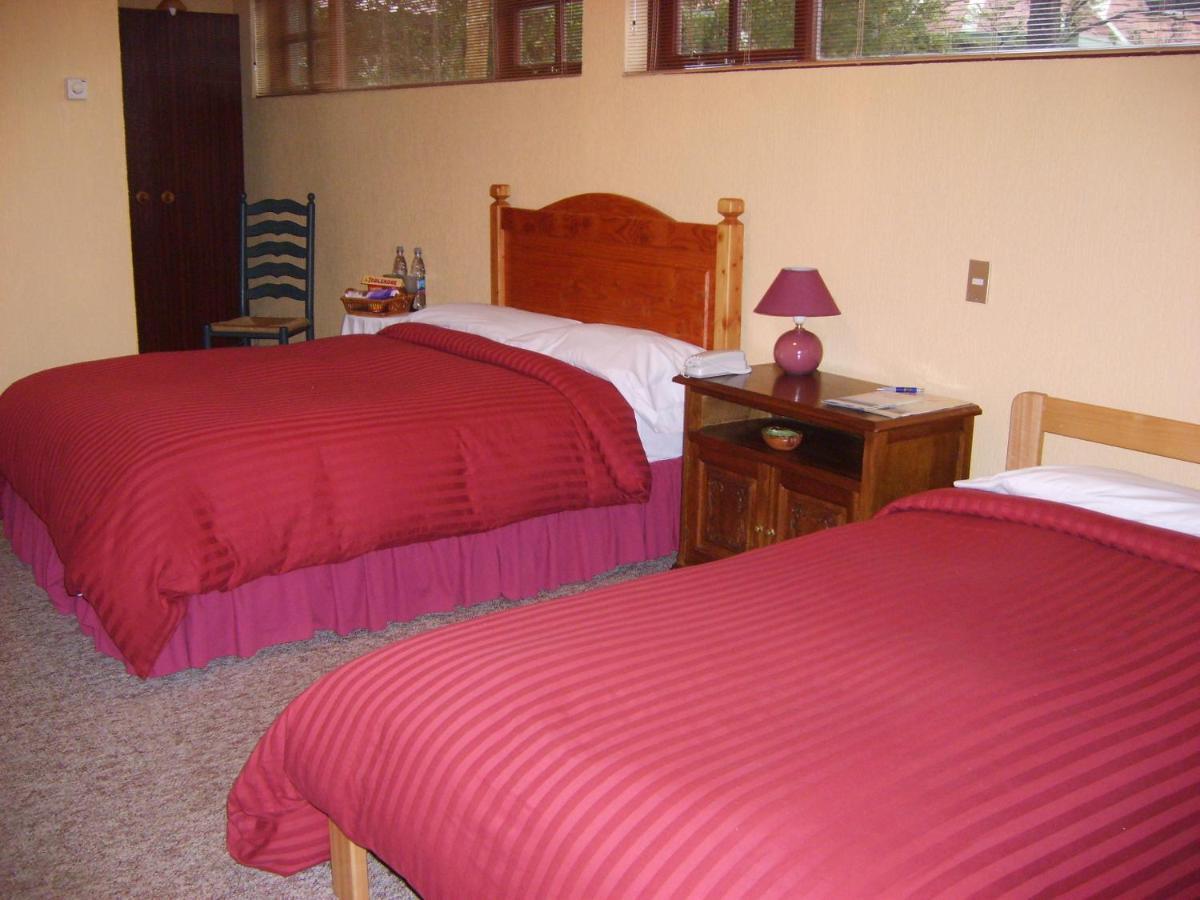 Yan Kee Way Lodge Bungalow Puerto Varas Buitenkant foto